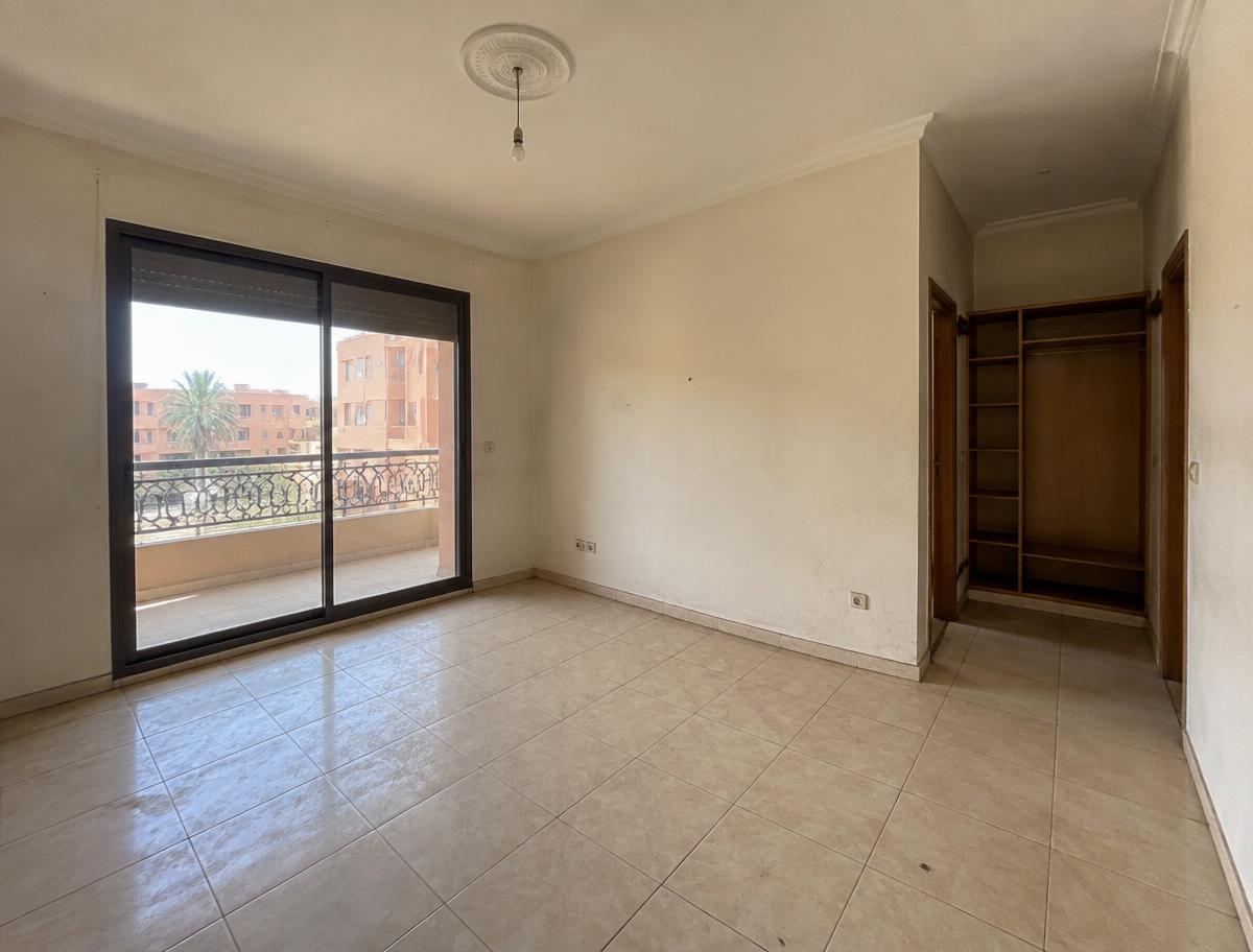 Avant — Chambre parentale — suite avec dressing